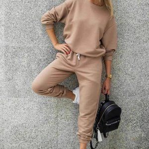 New Women's Tracksuit